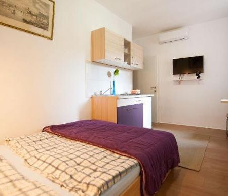 Centar 2 Private Room With Ensuite And Kitchenette سبليت المظهر الخارجي الصورة